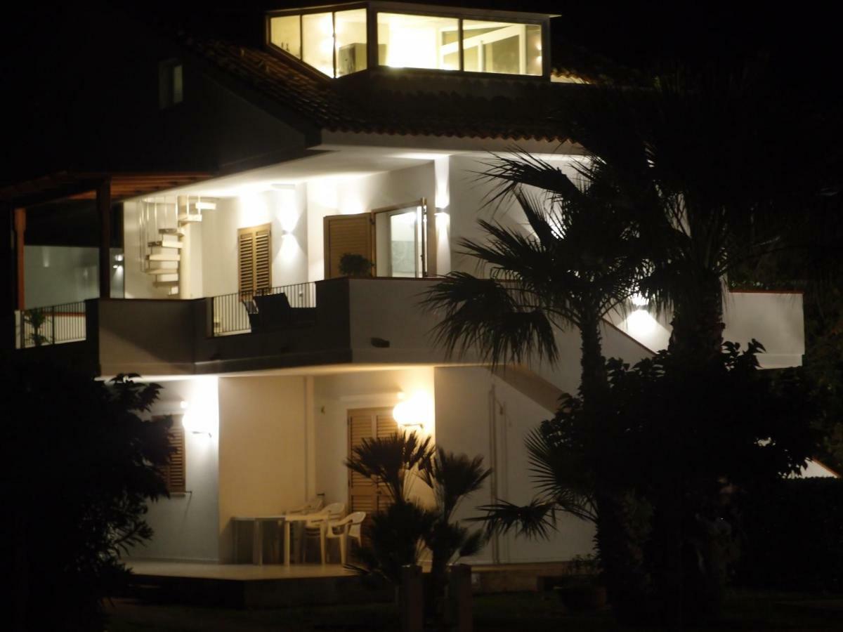 Sulle Tracce Di Montalbano Villa Ragusa Exterior foto
